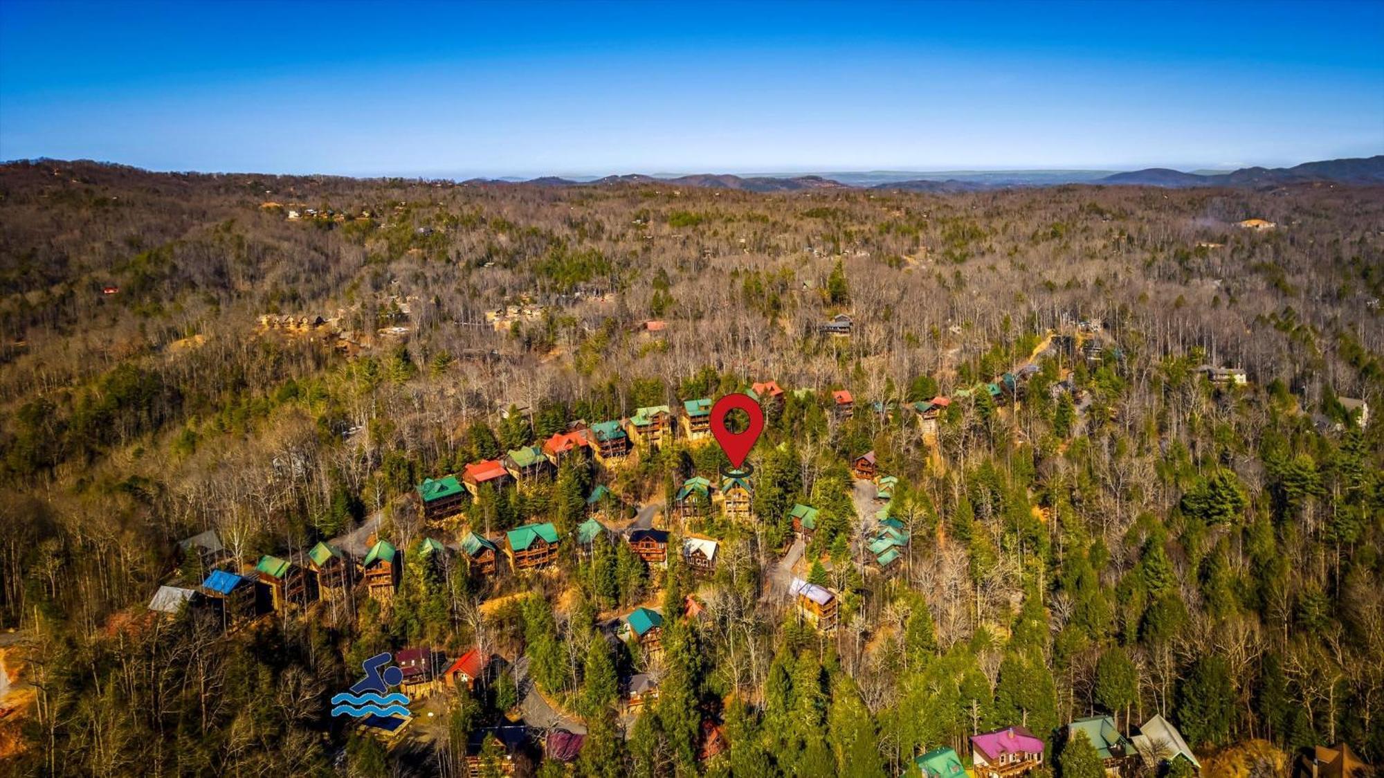 Smokiesboutiquecabins Would Love To Host You! 4 Miles To Gatlinburg Strip! Resort Pool Open May 1 Through Oct 1! Views, Shuffleboard, Hot Tub, Arcade! Luaran gambar